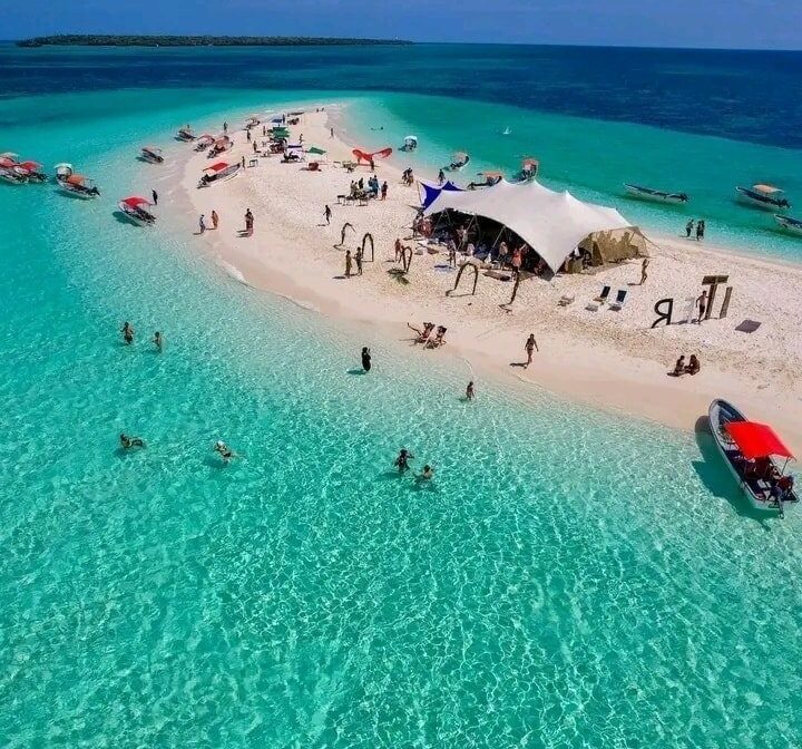 Full Day – Zanzibar Prison Island & Nakupenda Sandbank